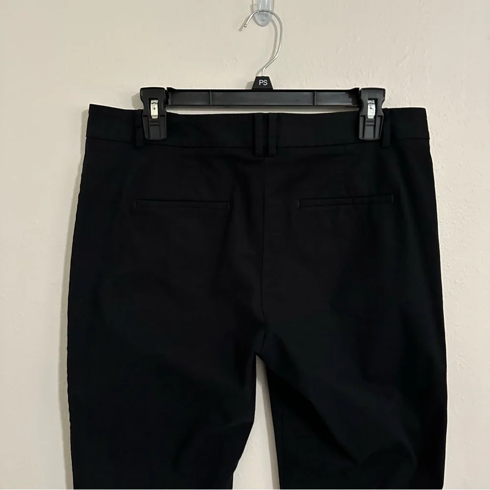 Ann Taylor Black Capris